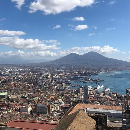 Toledostop Наполи Екстериор снимка View of the city of Naples